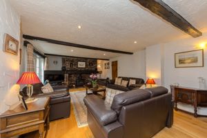 Lounge - click for photo gallery